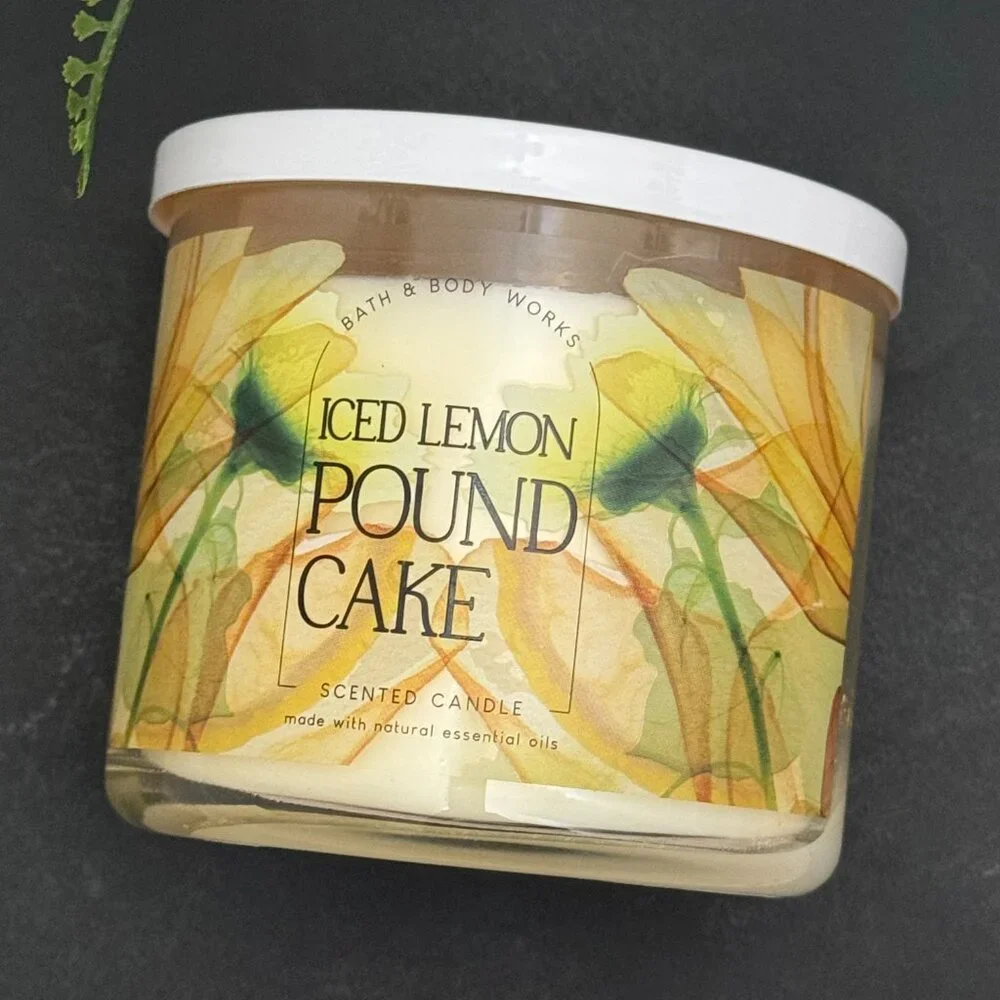 BBW Iced Lemon Pound Cake Bath & Body Works 3 Wick Candle